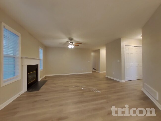 Building Photo - 208 Winchester Dr