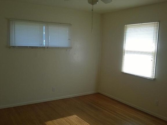 Building Photo - Newly remodeled home