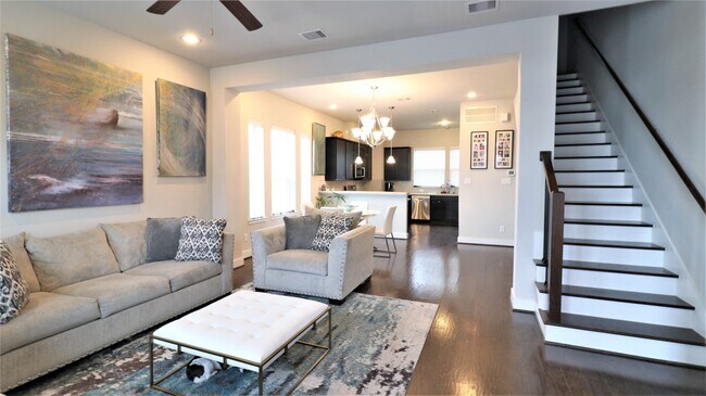 Foto del edificio - 4503 Cornish St
