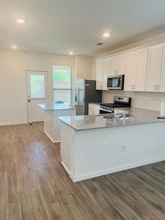 Foto del edificio - 16126 Elbridge Ct