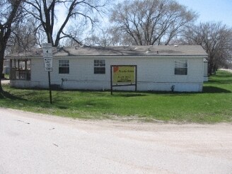 Primary Photo - Paradise Estates