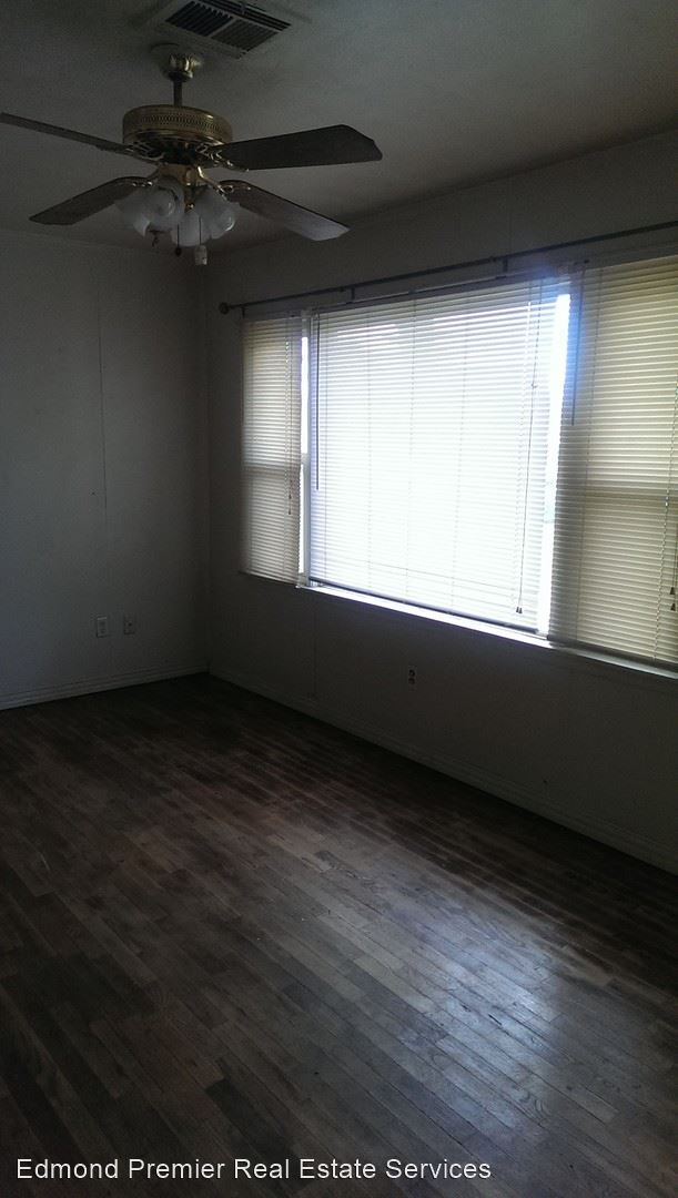 Building Photo - 2 br, 1 bath House - 216 w 4th Street