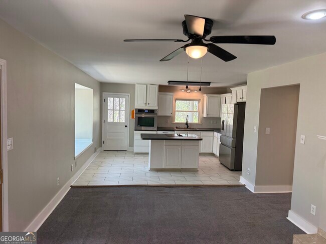 Foto del edificio - 140 Maple Pl