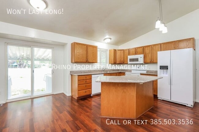 Foto del edificio - 7708 S Swordsman Cv