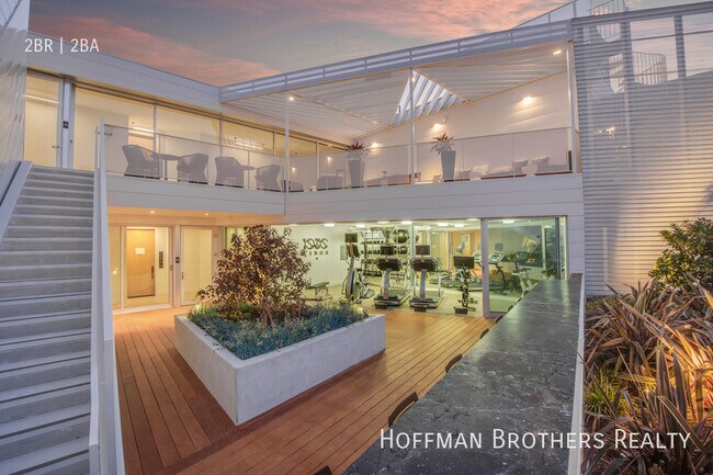 Building Photo - 1030 N Kings Road West Hollywood, CA 90069