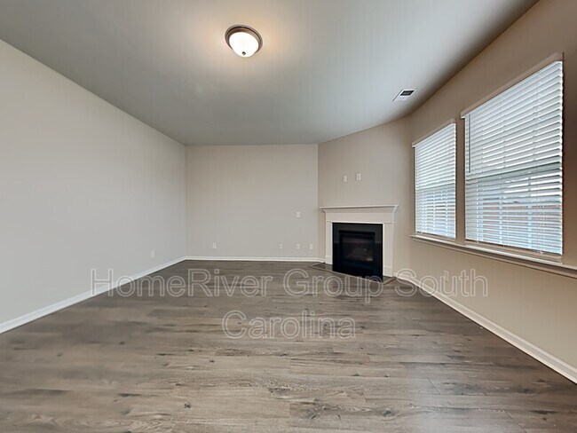 Building Photo - 316 Blue Shadows Ct