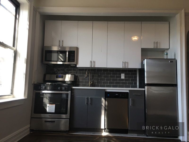 Foto principal - 470 Ocean Pkwy
