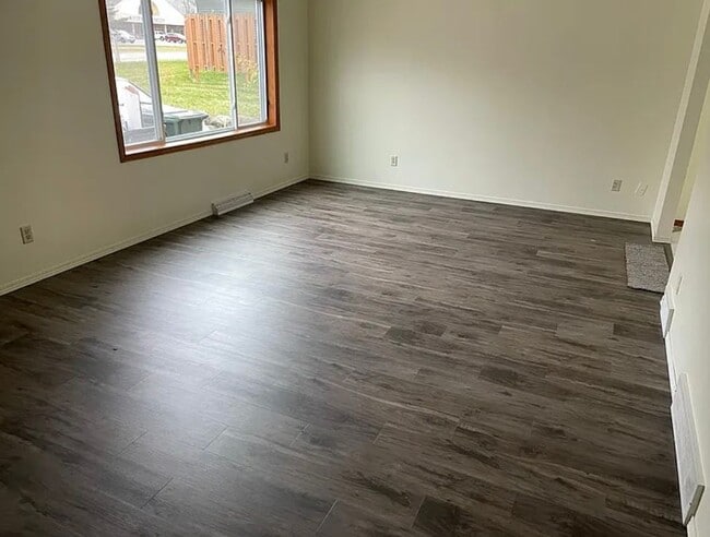 Foto del edificio - 1106 N Gammon Rd