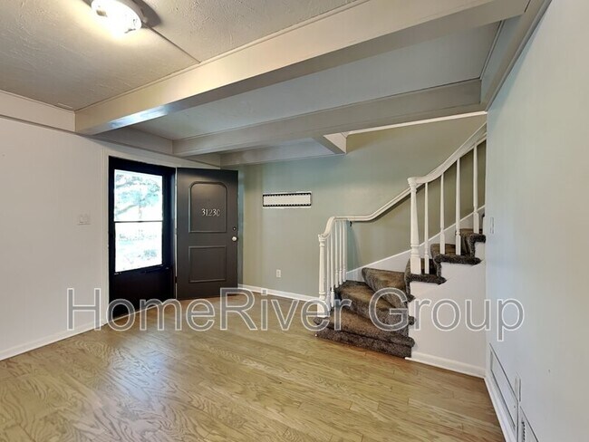 Foto del edificio - 3123 Eagle Blvd