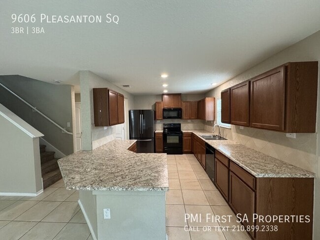 Building Photo - 9606 Pleasanton Square