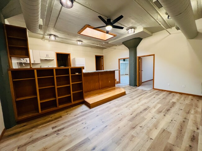 Foto del edificio - 311 N 8th St