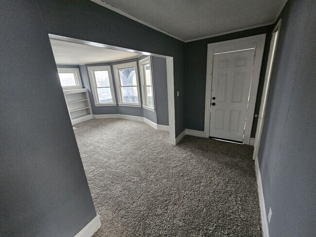 Foto del edificio - 3406 E 123rd St