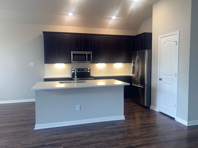 Foto del edificio - 3 BEDROOM, PLUS OFFICE, BELTON ISD
