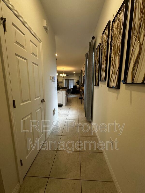 Building Photo - 3130 Amaranth St