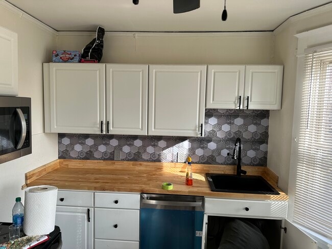 Foto del edificio - 741 Myrtle Ave