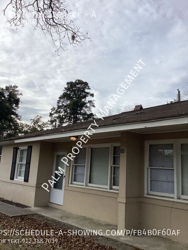 Primary Photo - Updated 2 Bedroom, 1 Bathroom Duplex Apart...