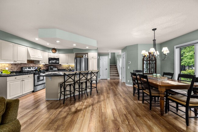 Foto del edificio - 1750 E Lakeshore Dr