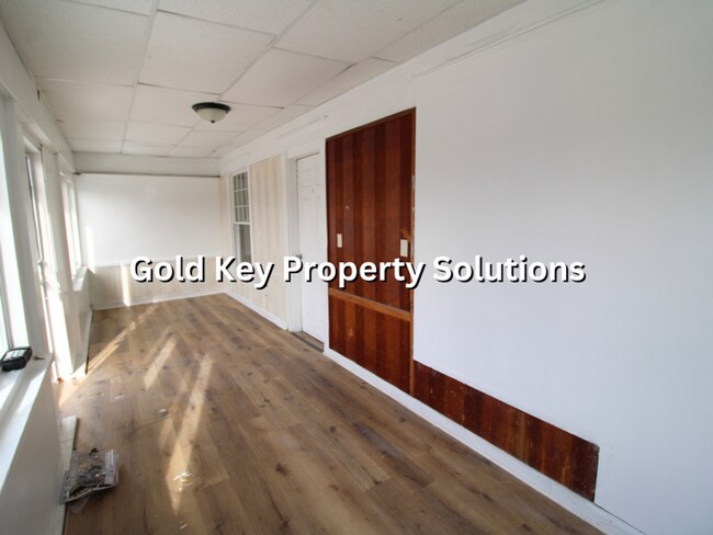 Foto del edificio - Large 2 BR 1 BA House Near Downtown Anderson (NO SECTION 8)