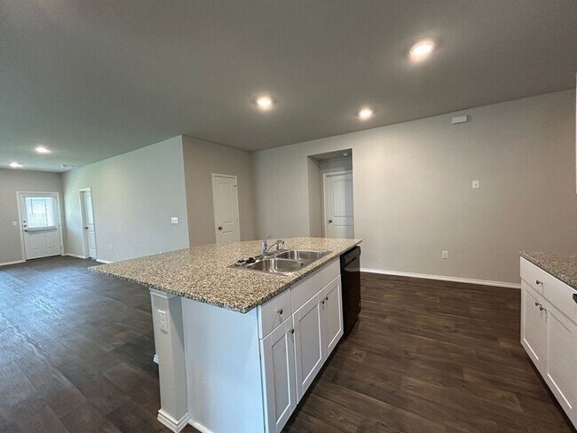 Foto del edificio - 6025 Montrelia Dr