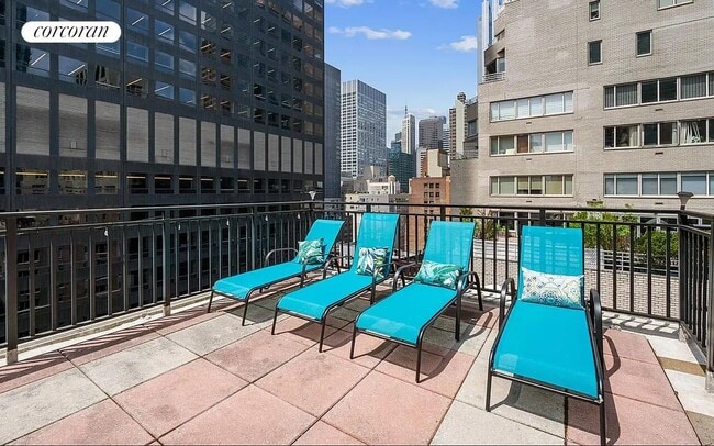 Building Photo - 209 E 56th St