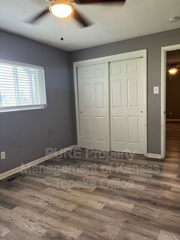 Foto del edificio - 511 SW Tyler St