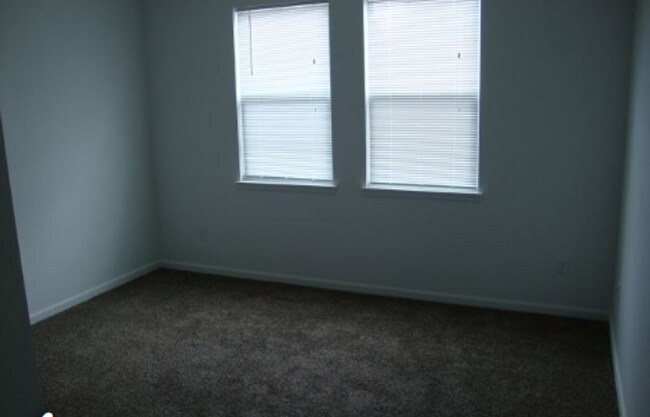 Building Photo - 1724 11th Ave