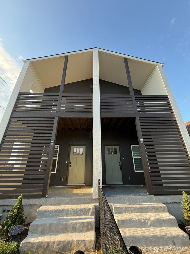 Foto principal - 1124 Garfield St