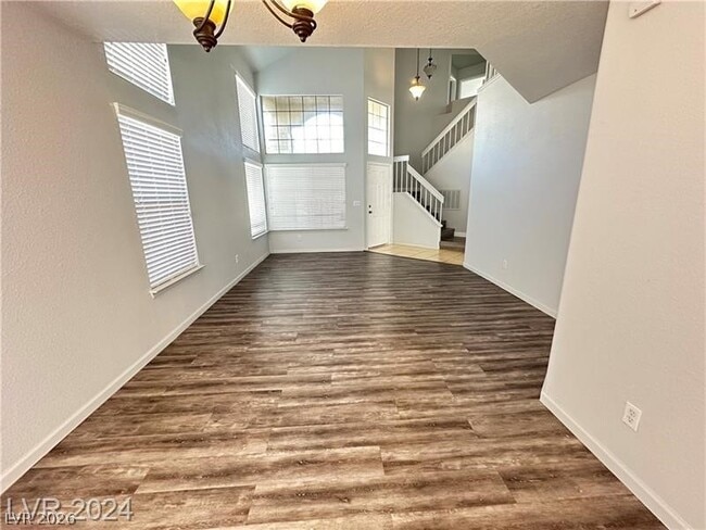 Building Photo - 9253 Magic Flower Ave