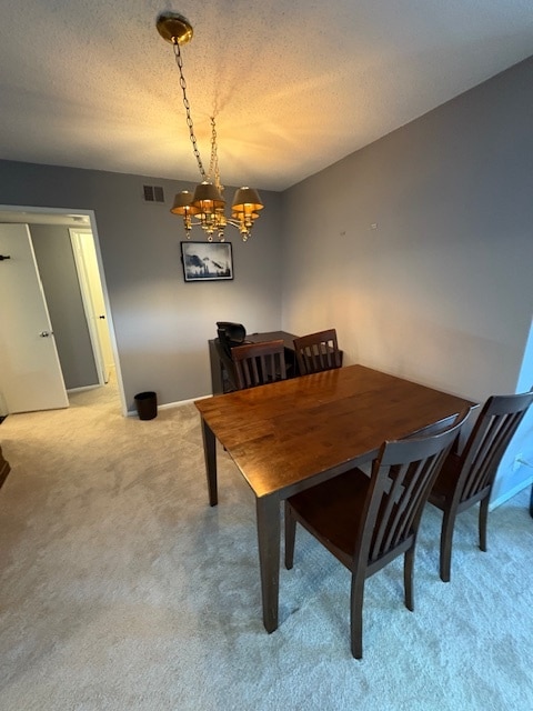 Foto del edificio - 5901 Mount Eagle Dr