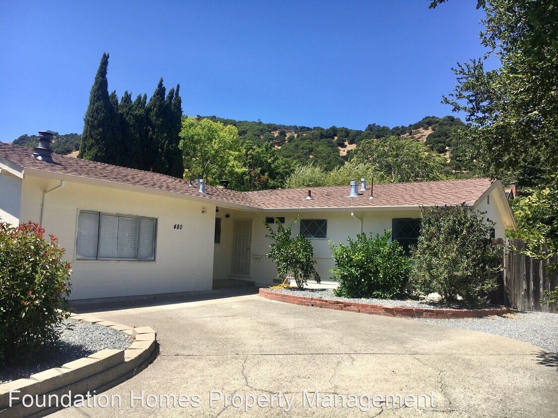 Primary Photo - 3 br, 2 bath House - 480 Quietwood Dr.