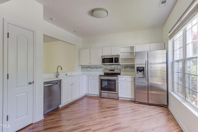 Foto del edificio - 306 Orchard Park Dr