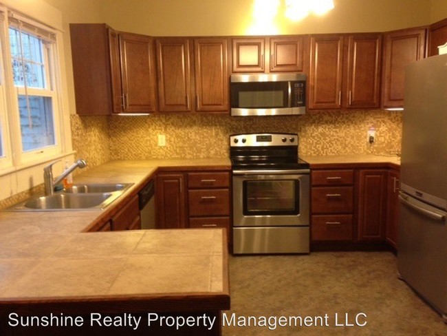 Building Photo - 204 N Wilba Rd