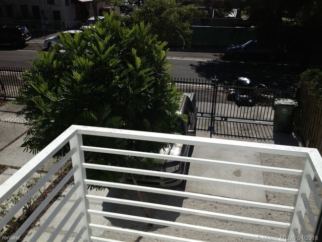 Foto del edificio - 2 br, 2 bath  - 453 NE 68th St # 45