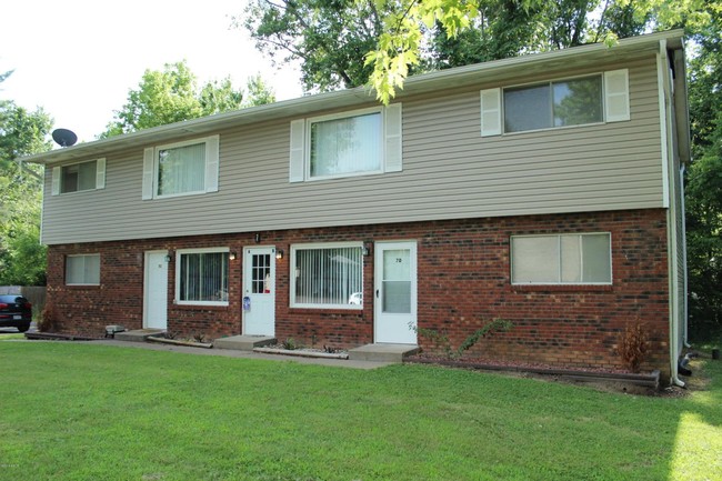 Building Photo - Colonial East Apartments