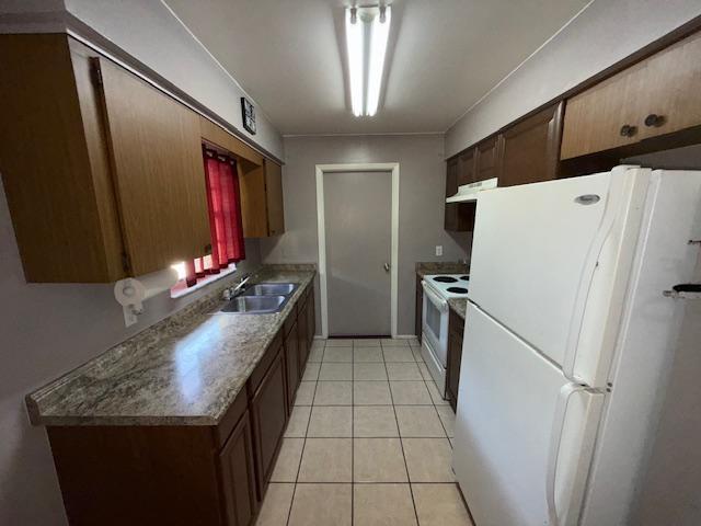 Building Photo - 2139 Trieste Dr