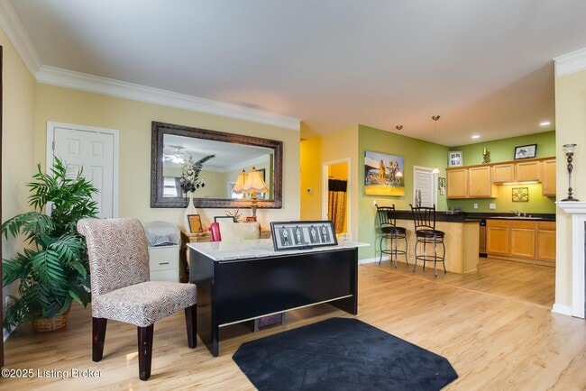Building Photo - 203 S Dorsey Ln