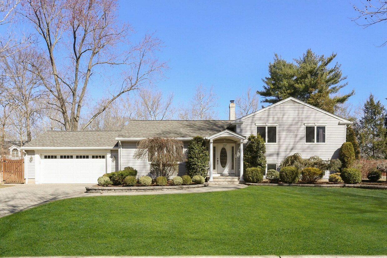 1 Cedar Ct, Closter, NJ 07624 House Rental in Closter, NJ