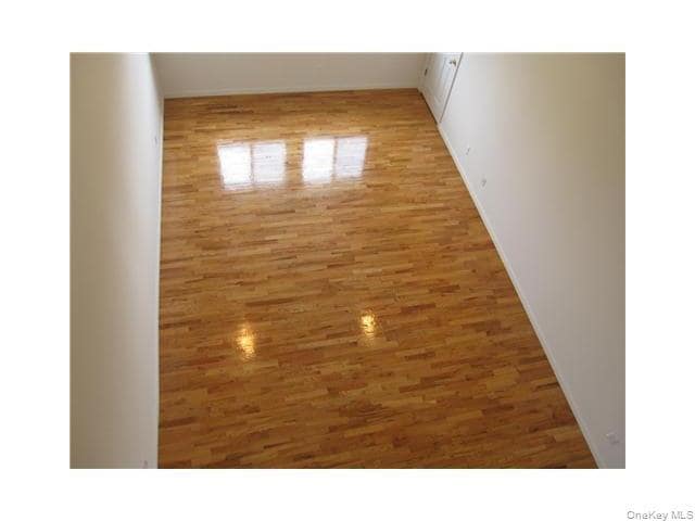 Foto del edificio - 25 College Ave