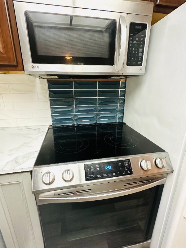 Foto del edificio - 9260 SW 146th Terrace