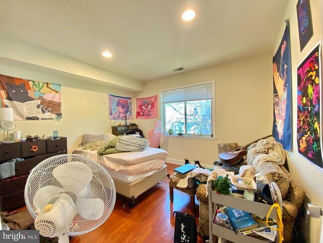 Foto del edificio - 1417 N 17th St