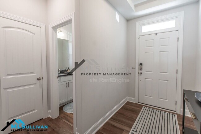 Foto del edificio - 245 Marbella Grove Ct