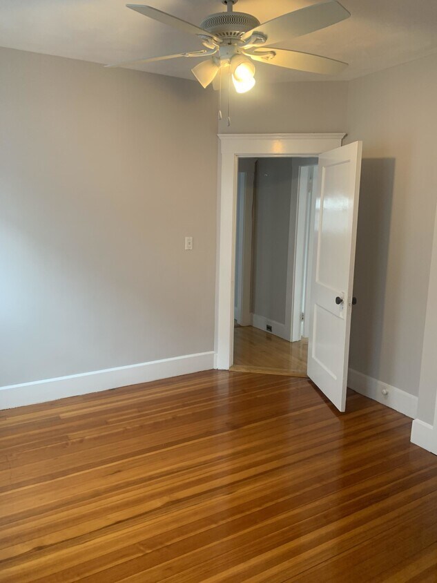 Primary Photo - 121 North St