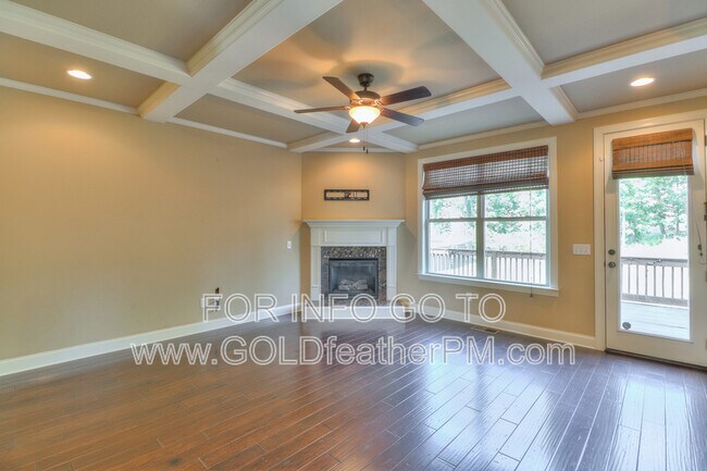 Foto del edificio - 5316 Highland Pl Way