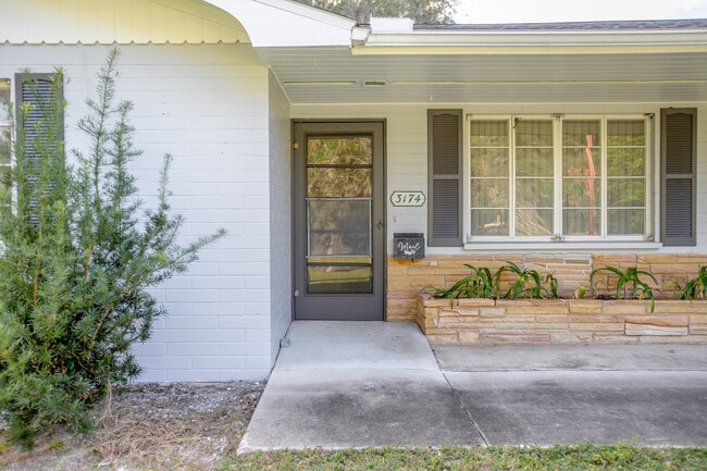 Building Photo - 3174 Grand Ave