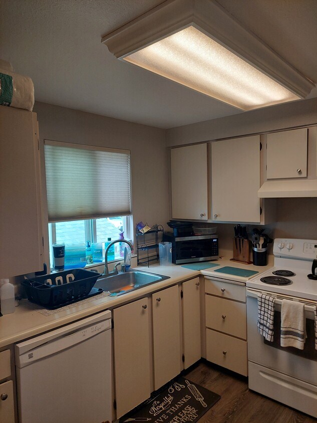 Foto del edificio - 13216 NE Salmon Creek Ave