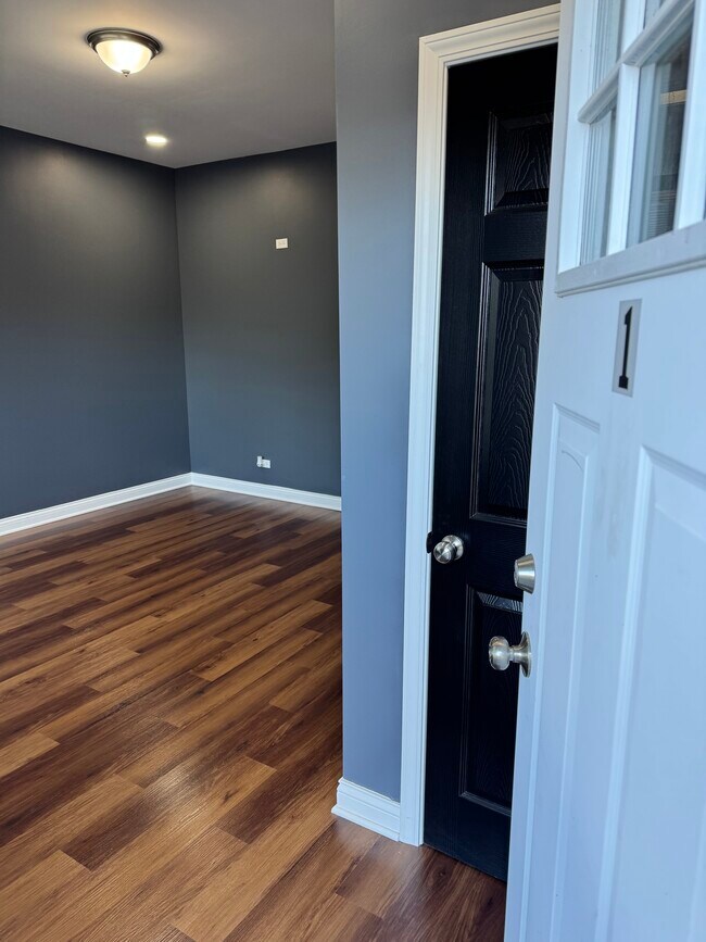 Foto del edificio - 2309 W 47th Pl