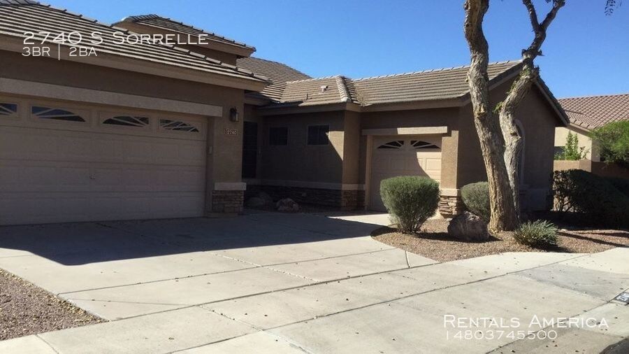 Primary Photo - 2740 S Sorrelle
