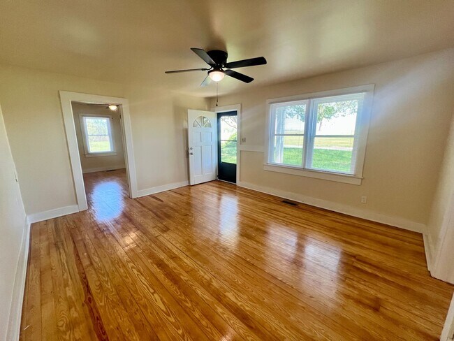Foto del edificio - Location, Community, Quality Living. It Starts Here!