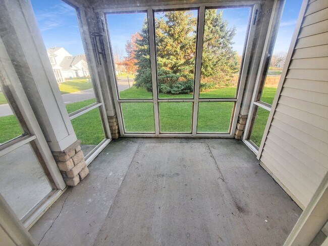 Foto del edificio - 3BR 2BA End unit Townhome in Stillwater
