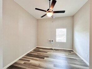 Building Photo - 2220 Avenue L